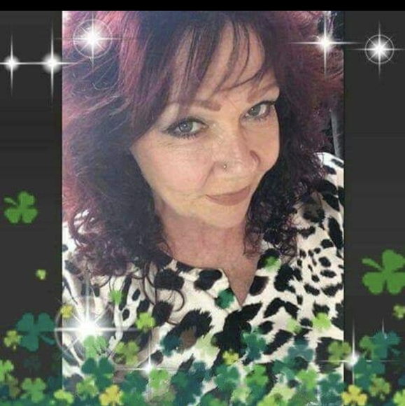 Meet your Posher, Eileen - Picture 2 of 2